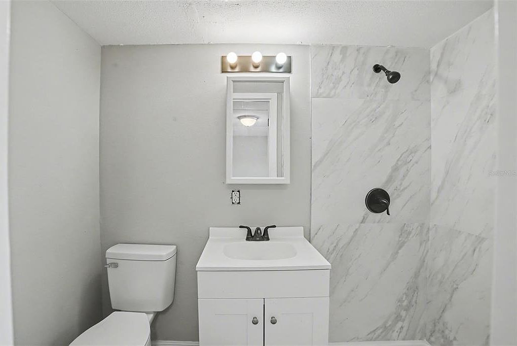 10914 Country Haven Dr Gibsonton, FL 33534  | New build