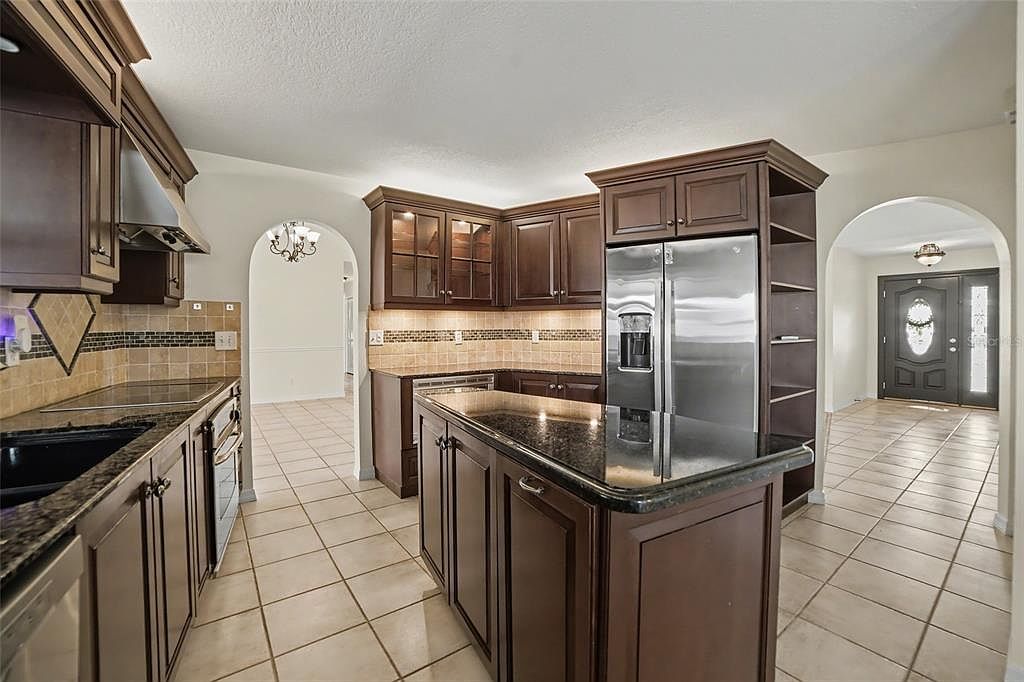 7918 Cypress Lake Dr Sarasota, FL 34243  | Single Family