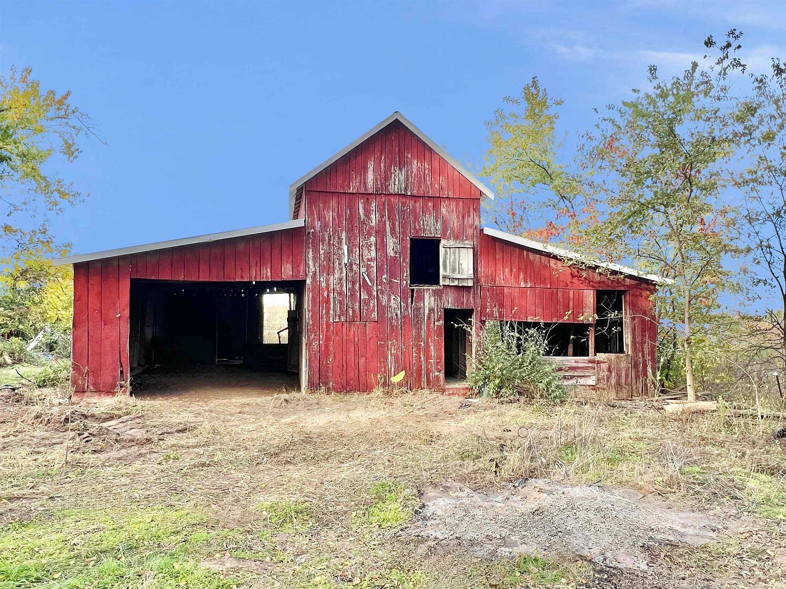 10170 W 565 S Owensville, IN 47665  | Single Family