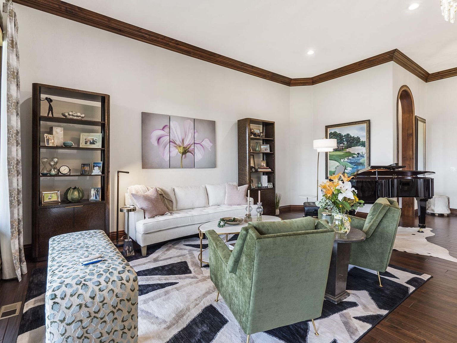 5613 S Dunrobin Dr Springfield, MO 65809  | Single Family