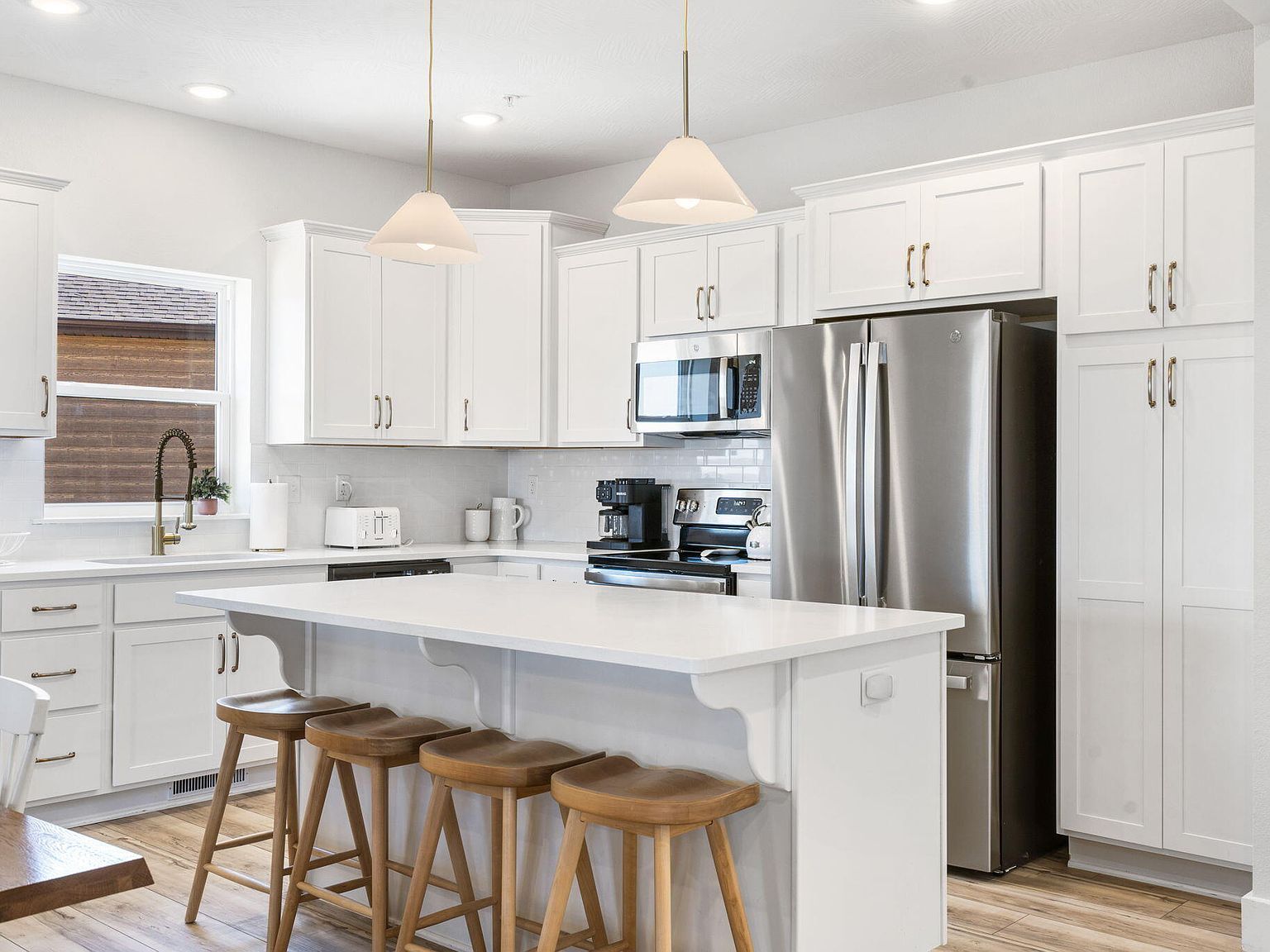 129 Pioneer Rd Kimberling City, MO 65686 | Single Family