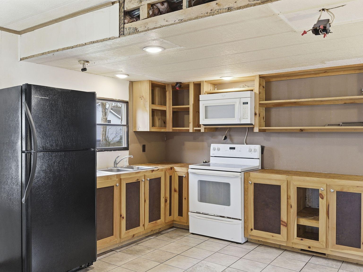 6008 Spruce Ave Merriam Woods Village, MO 65740  | New build