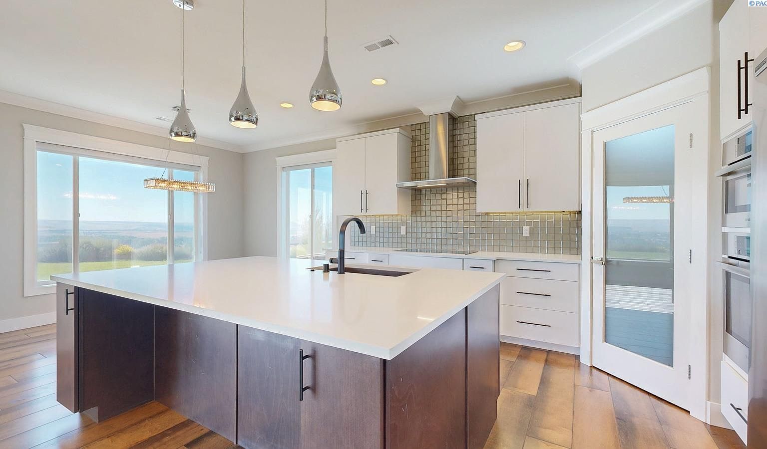 2607 Falcon Ln Richland, WA 99352  | Single Family