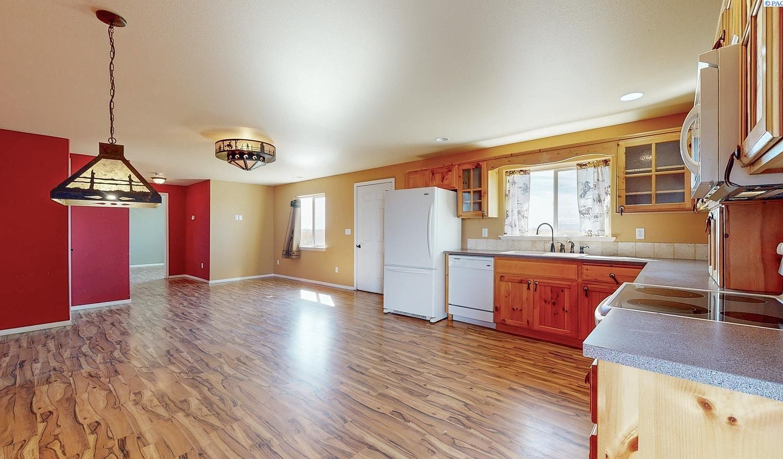 321 Kent Way Eltopia, WA 99330 | Single Family