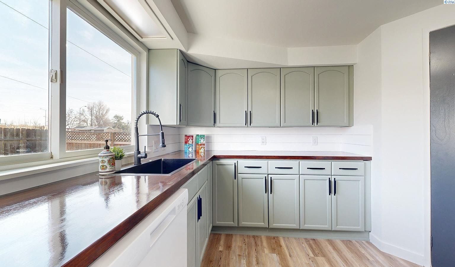 900 S Gum St Kennewick, WA 99336 | New build