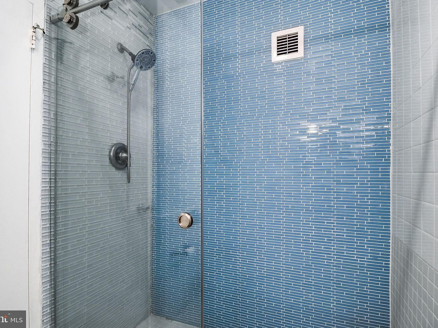 4100 Cathedral Ave NW #818 Washington, DC 20016  | Condominium