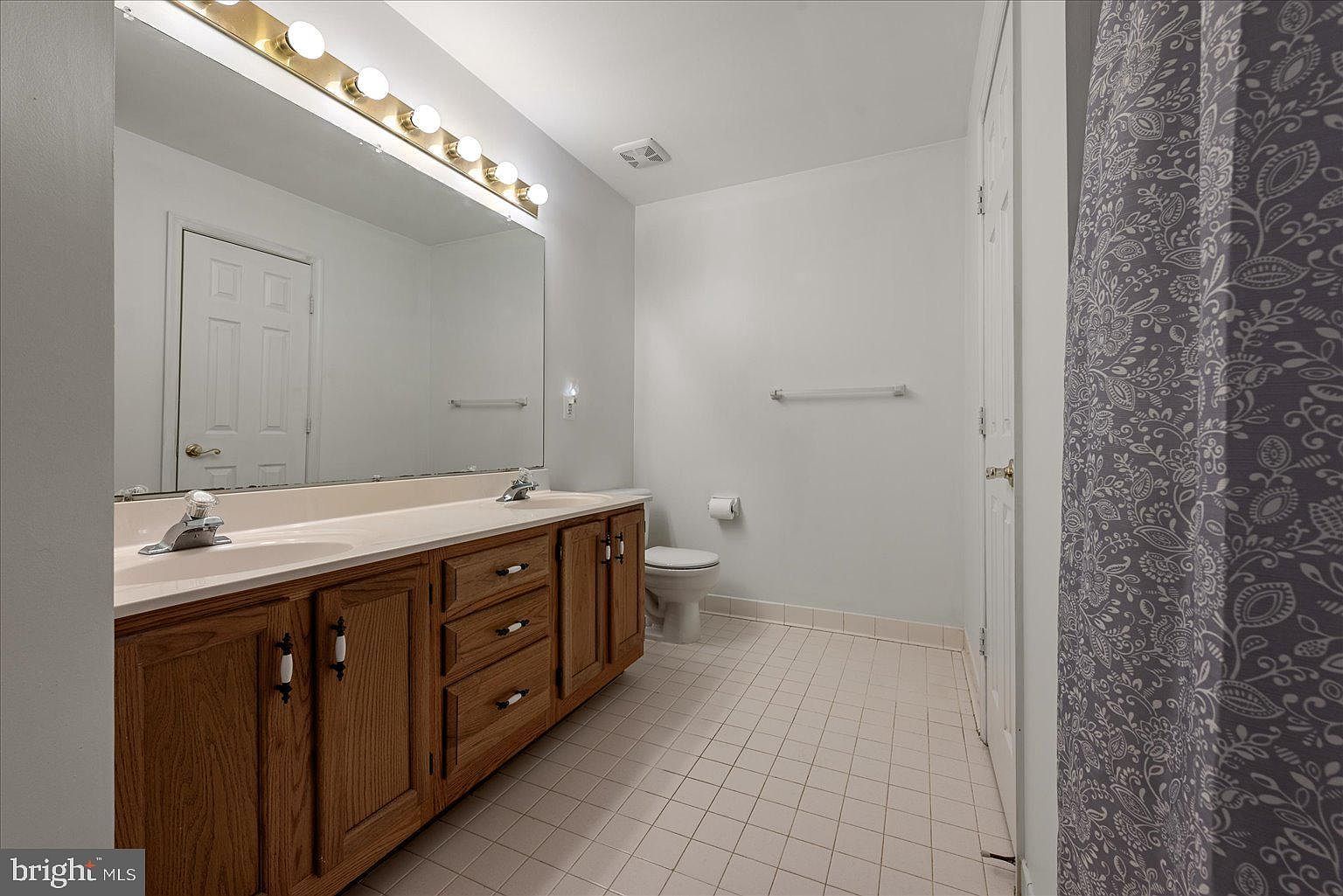 6170 Oaklawn Ln Woodbridge, VA 22193 | Single Family