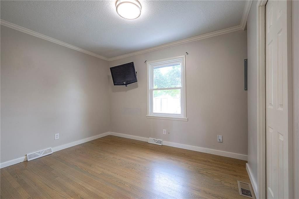 540 E Prairie St Olathe, KS 66061  | Single Family