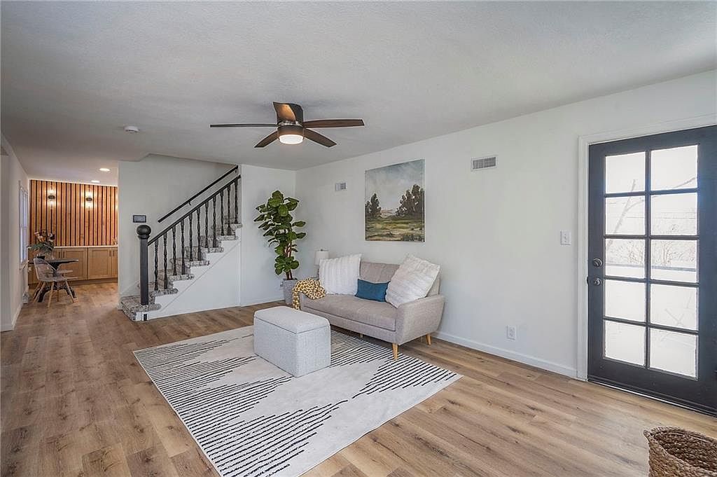 6531 Holmes Rd Kansas City, MO 64131  | Single Family