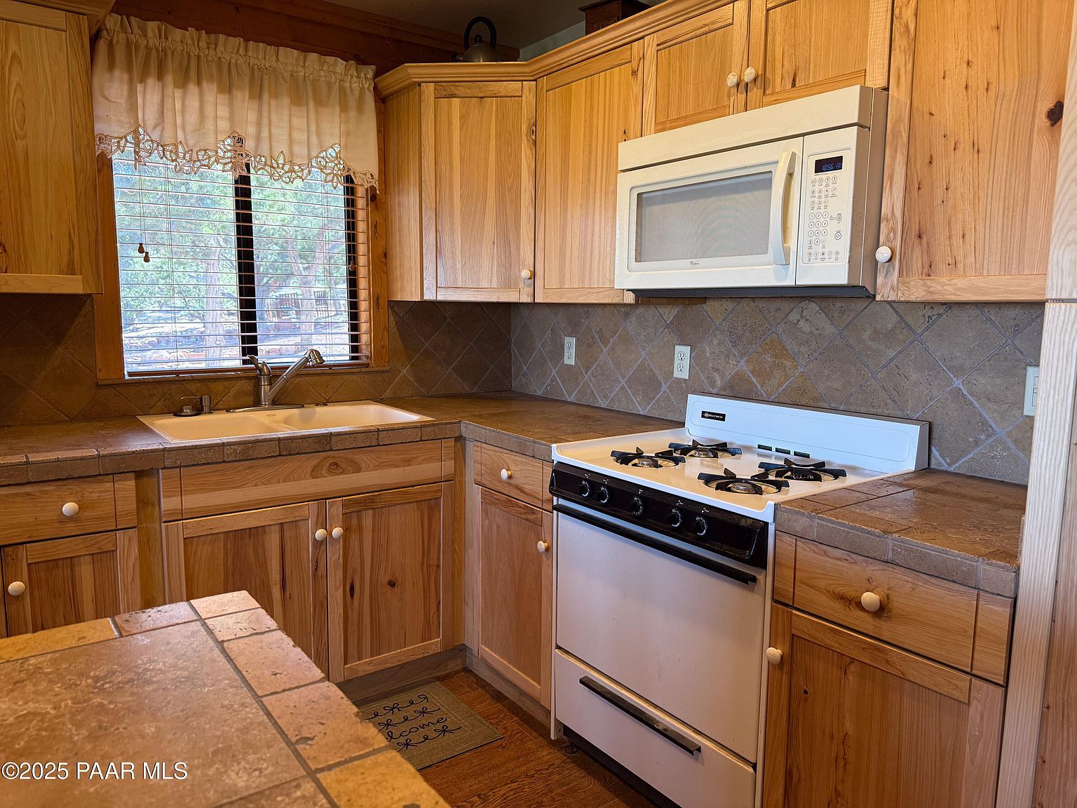 34460 W North Via De Oro Pkwy Seligman, AZ 86337  | Single Family