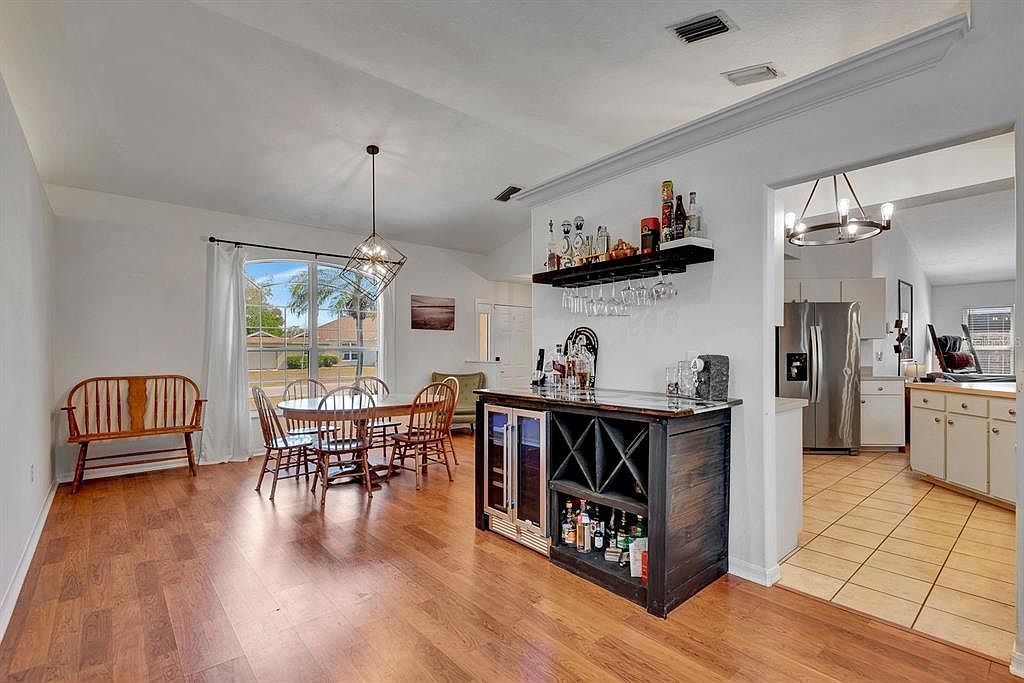 810 McArthur Ave Sarasota, FL 34243  | Single Family