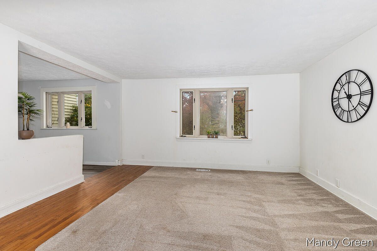 10551 W Harlow Rd Greenville, MI 48838  | Single Family