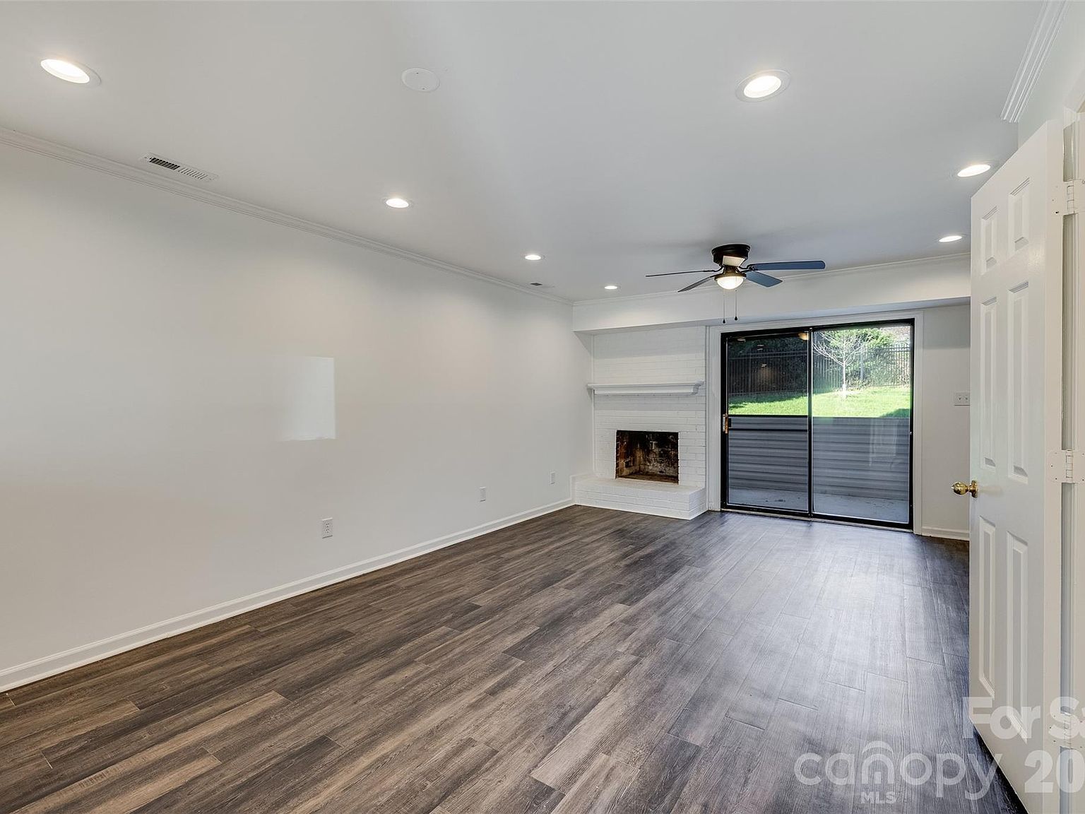 11020 Carmel Crossing Rd Charlotte, NC 28226  | New build