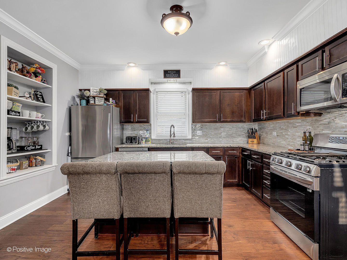 7540 W 59th St Summit, IL 60501  | Single Family