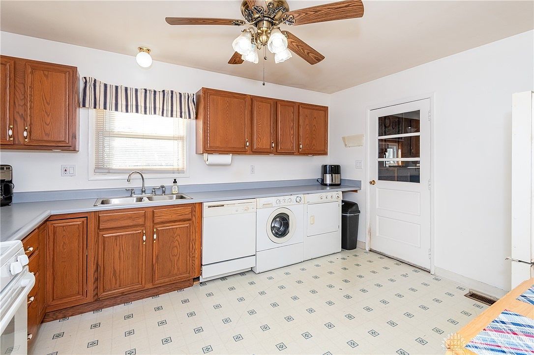 111 Parkgrove Dr Englewood, OH 45322  | Single Family