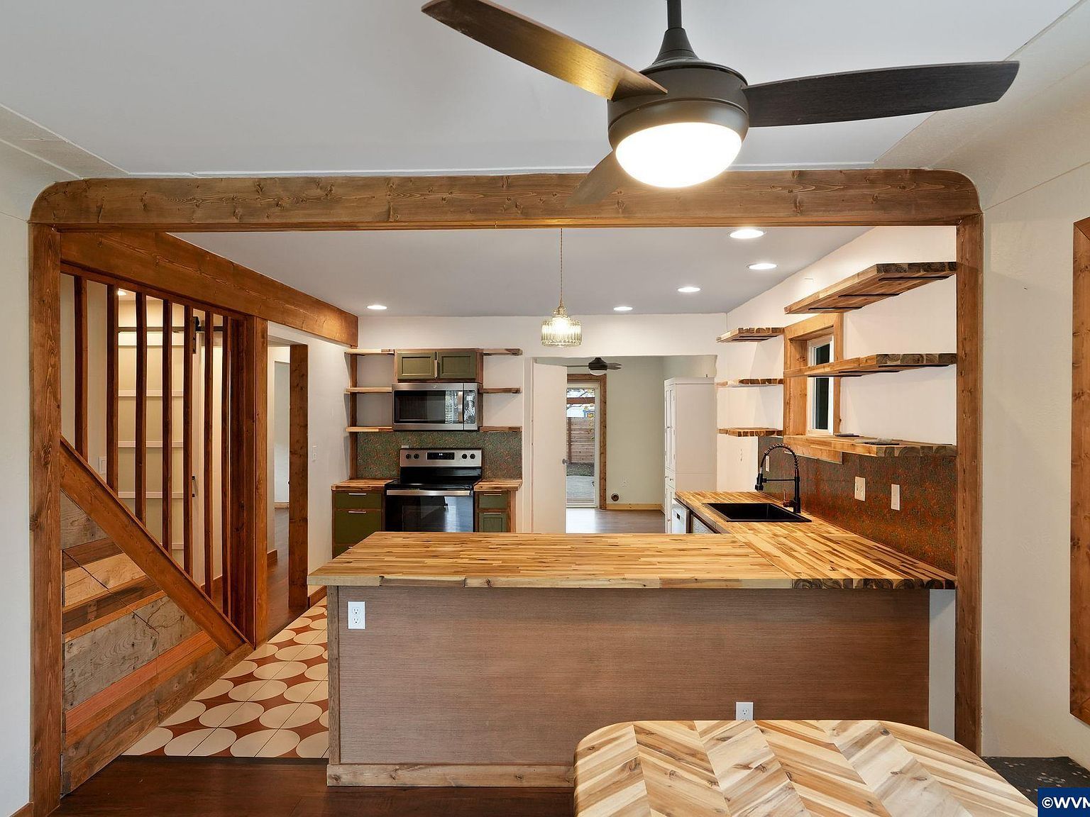 507 N 2nd St Silverton, OR 97381  | Single Family