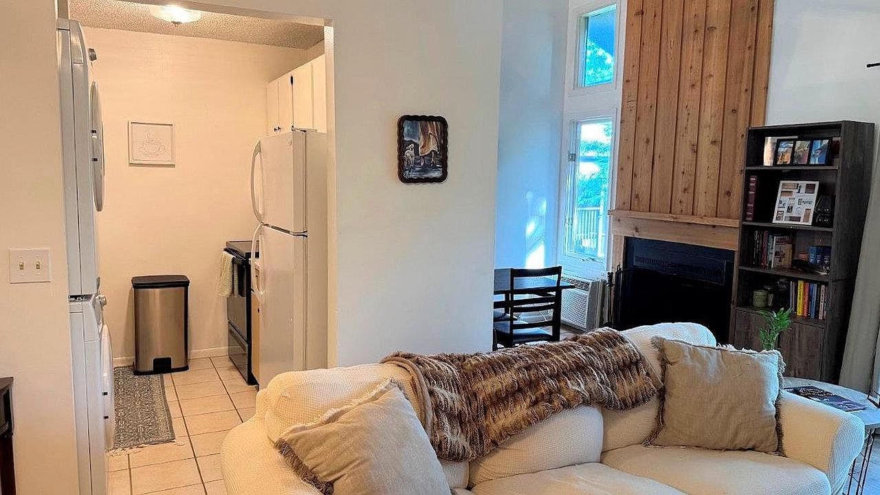 4 Birch Trl Wisconsin Dells, WI 53965  | Condominium