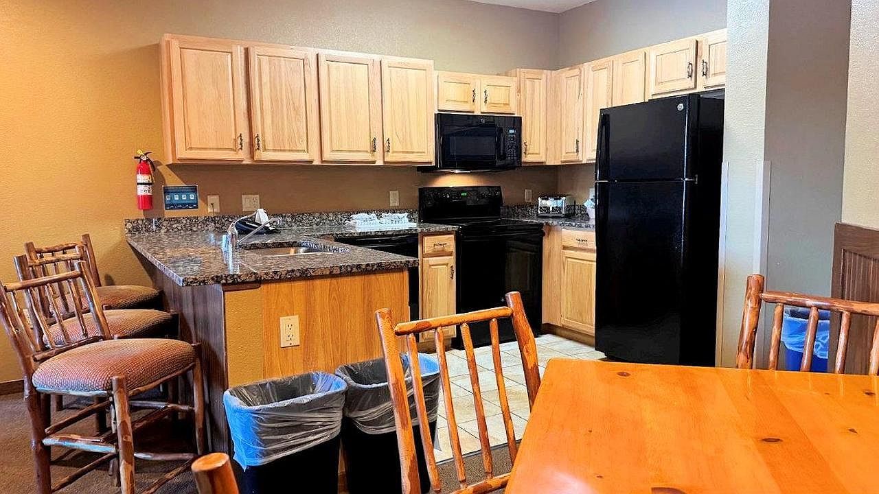 350 E Hiawatha Dr #212 Wisconsin Dells, WI 53965  | Condominium
