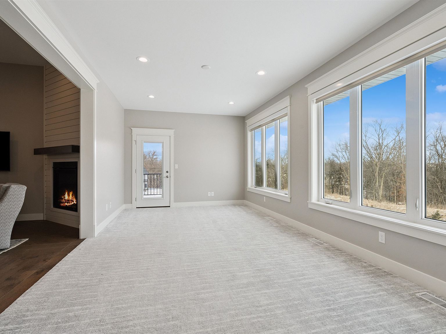 2195 Creek Wood Dr Dubuque, IA 52003  | Single Family