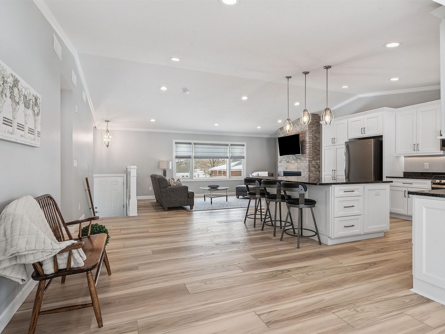 2739 Balboa Dr Dubuque, IA 52001  | Single Family