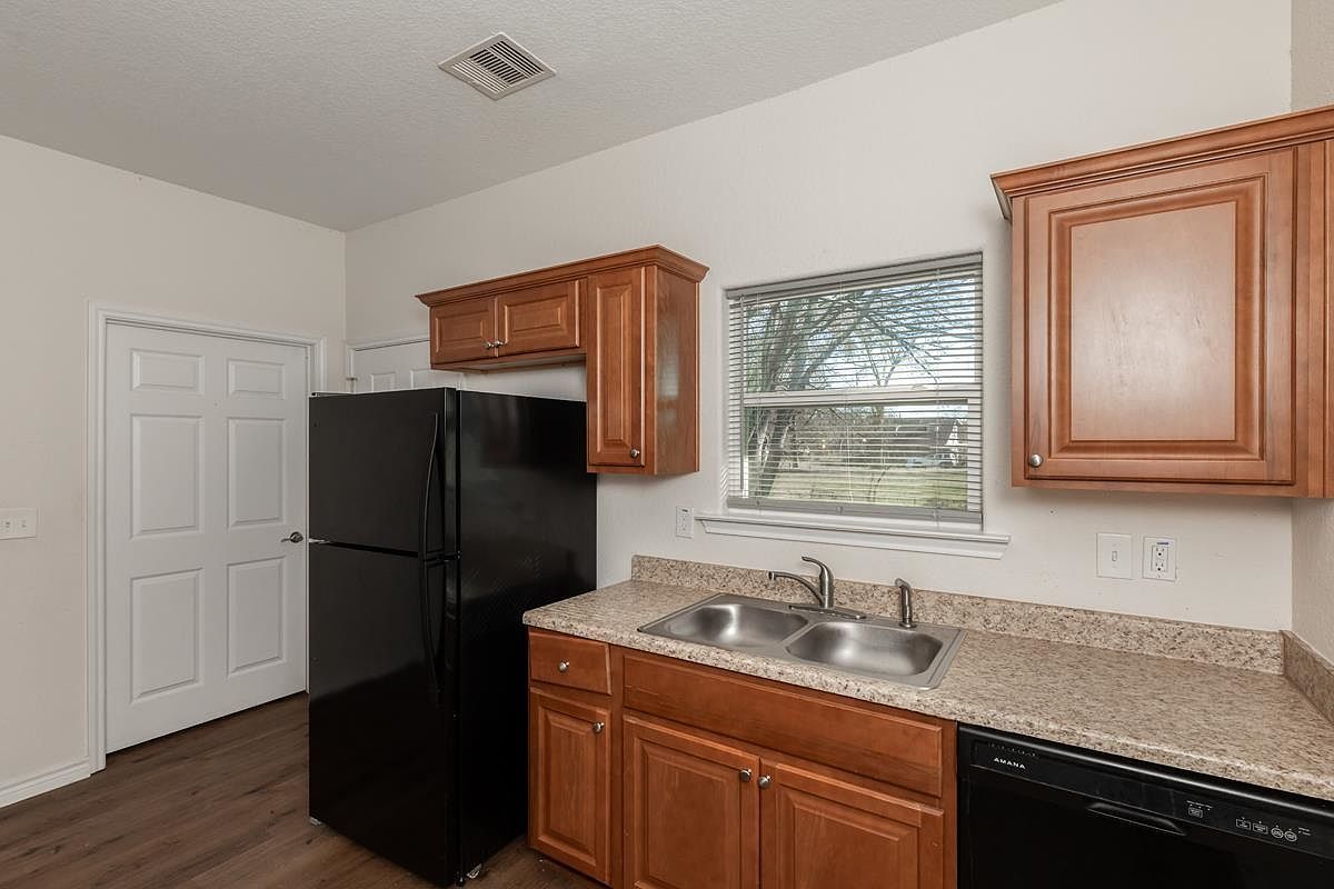 3670 Saint Helena St Beaumont, TX 77703 | Single Family