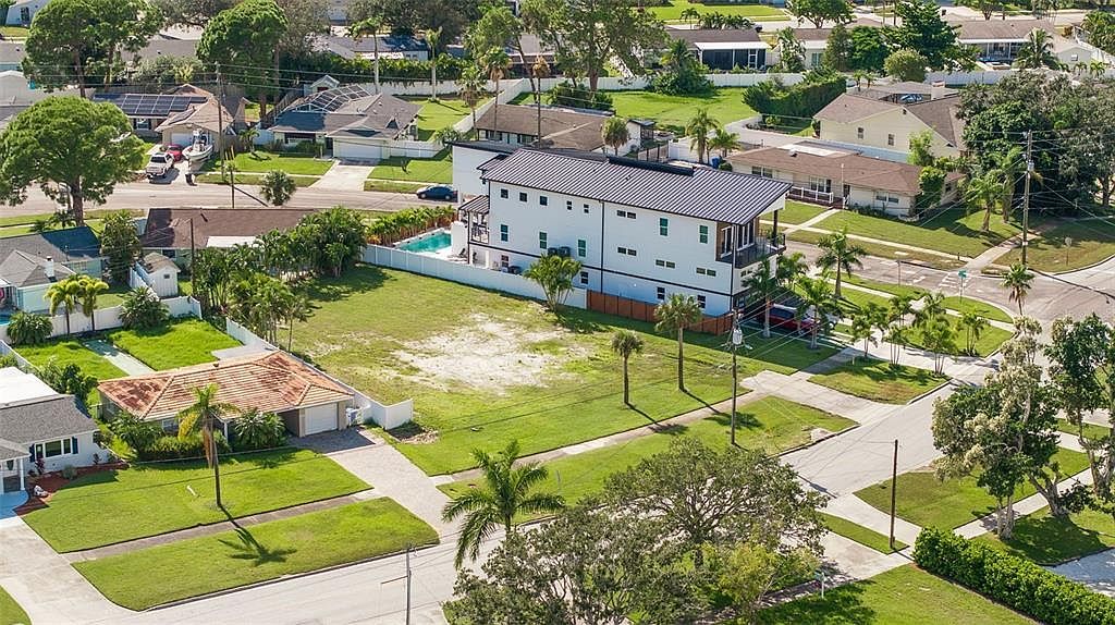 6046 Bayou Grande Blvd NE #2 Saint Petersburg, FL 33703  | Land/Lot