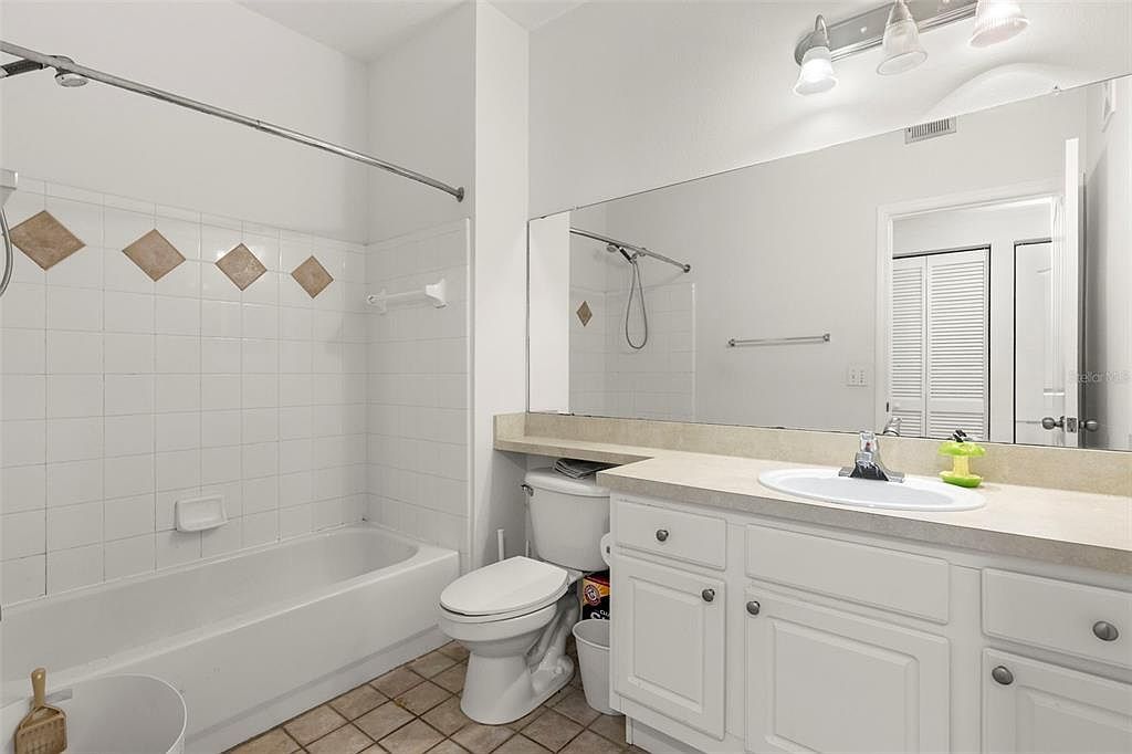 4207 S Dale Mabry Hwy UNIT 6213 Tampa, FL 33611  | Condominium