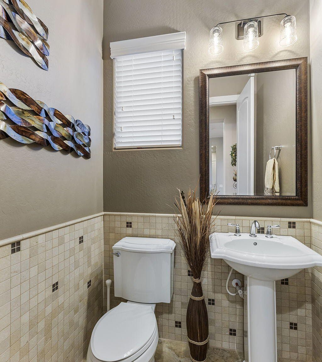 3911 E Rockingham Rd Phoenix, AZ 85050 | Single Family