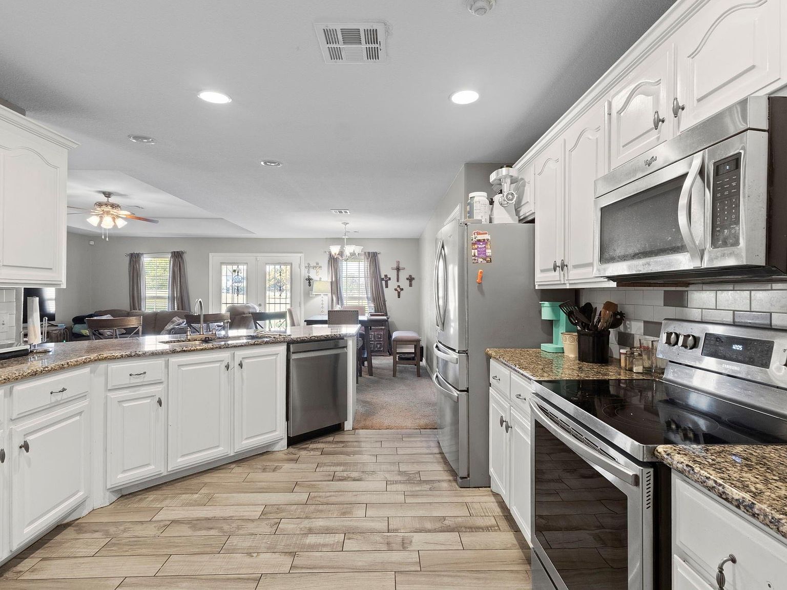 4085 Lake Arthur Dr Port Arthur, TX 77642  | Single Family