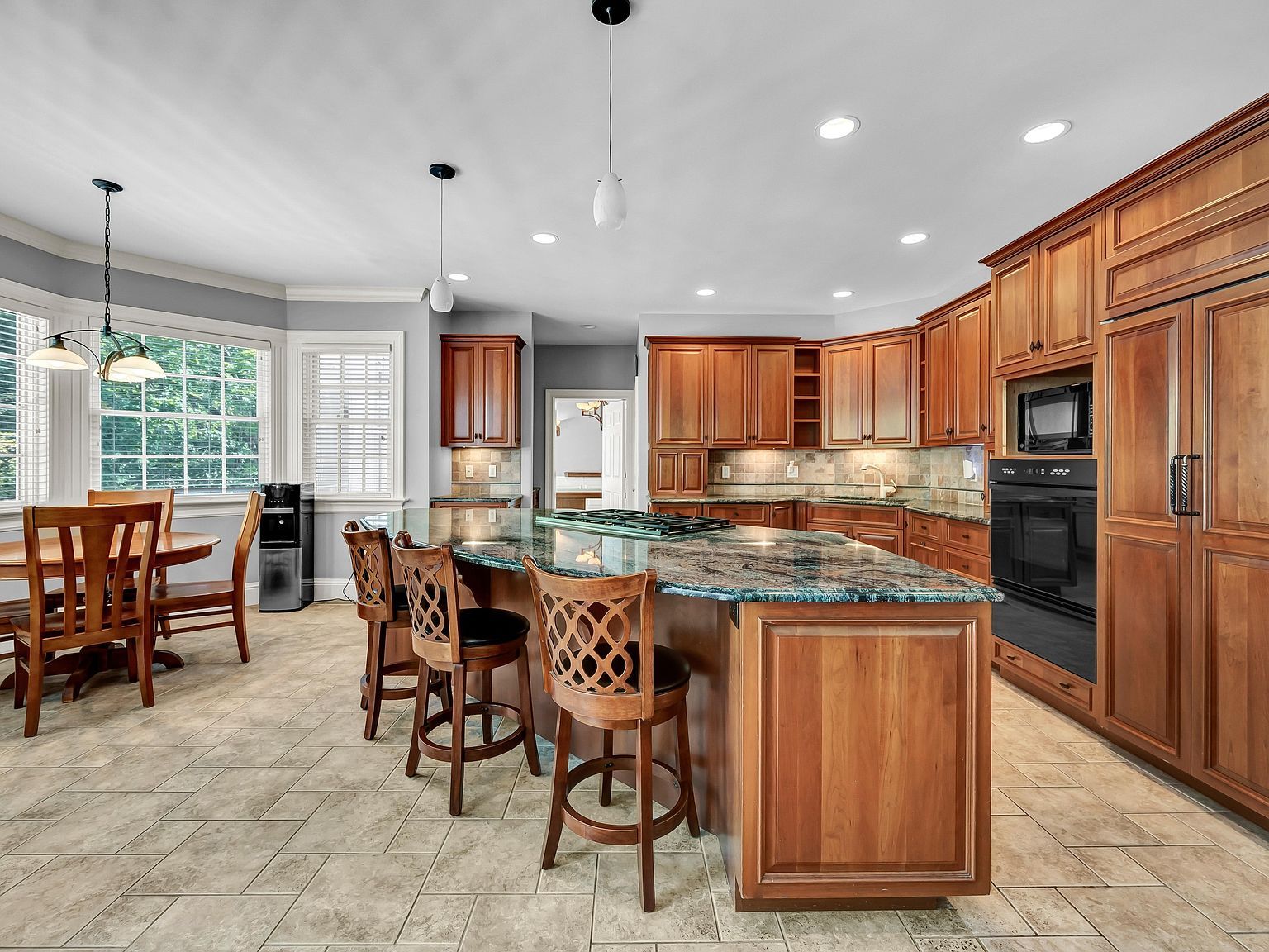 14 Dillman Ct Ridgefield, CT 06877  | Single Family