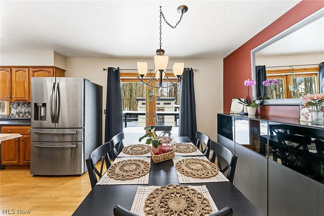 144 Winter Ln Cortland, OH 44410 | Single Family