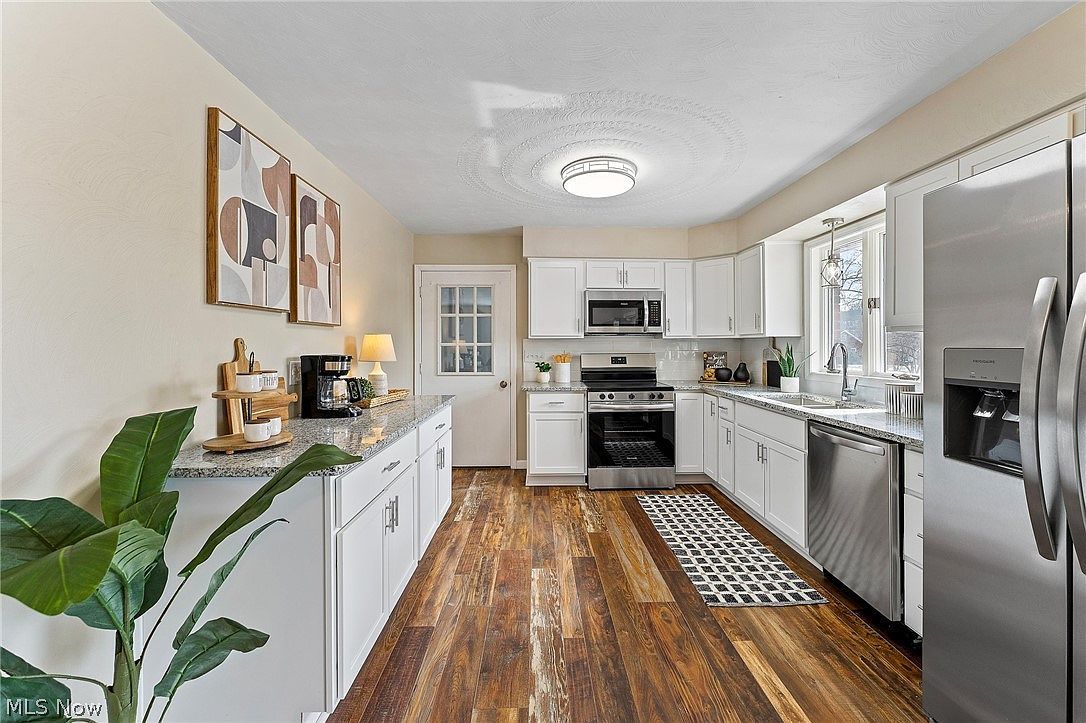 49075 Maple Ln East Liverpool, OH 43920  | Single Family