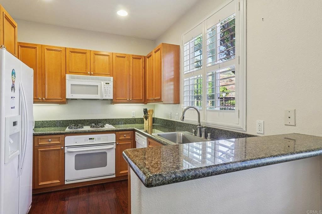 10978 Serafina Ln San Diego, CA 92128 | Condominium