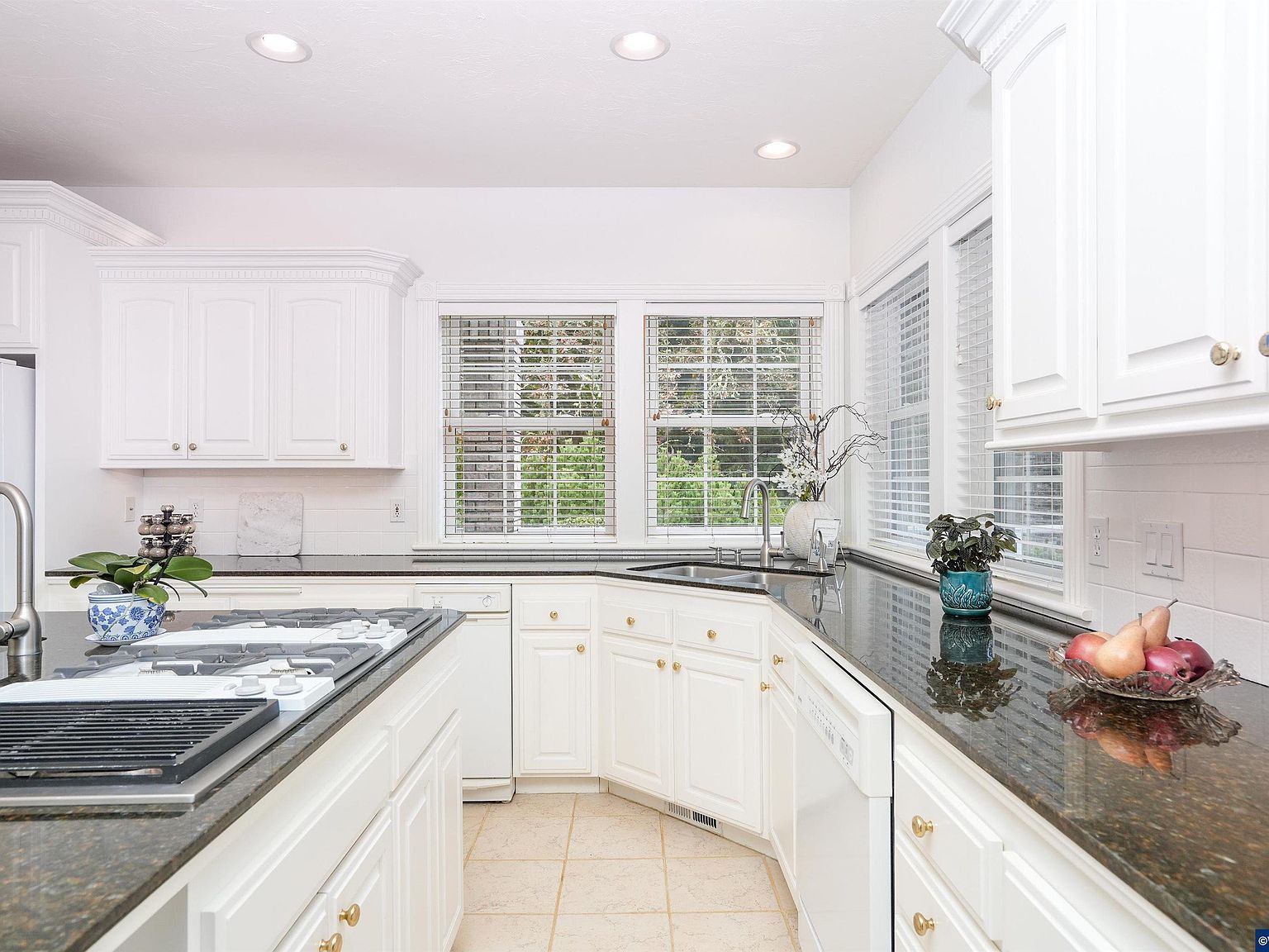 36313 Blueberry Dr Lebanon, OR 97355 | Single Family