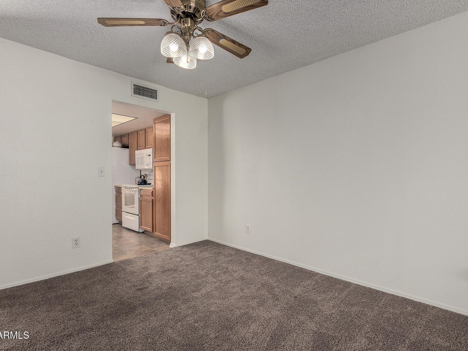 617 S Arrowwood Way Mesa, AZ 85208  | Condominium