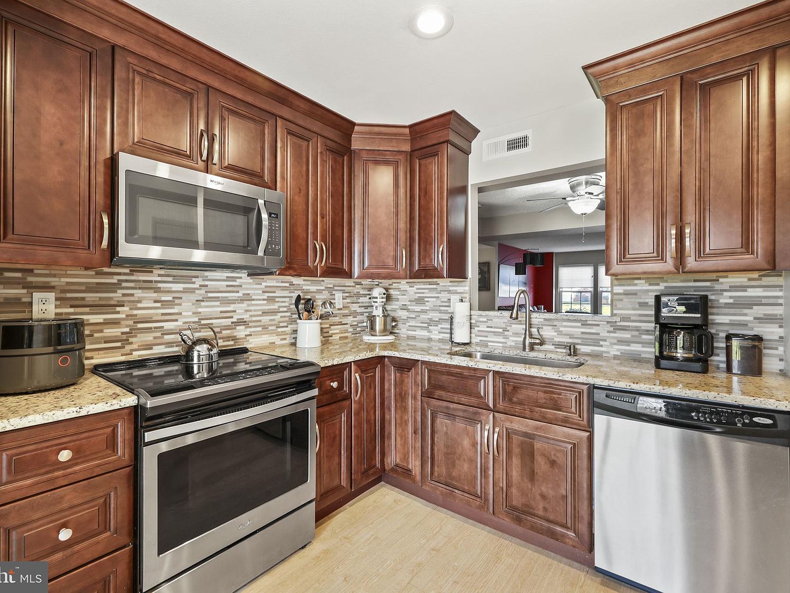 631 Madison Dr Monroe Township, NJ 08831  | Condominium