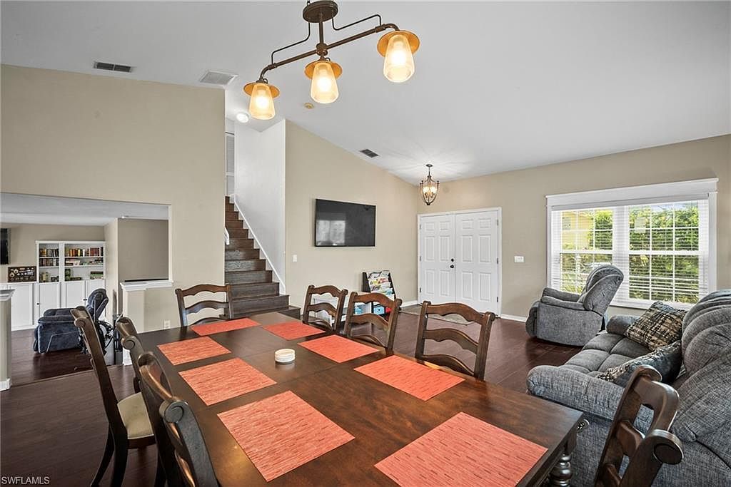 12421 Eagle Pointe Cir Fort Myers, FL 33913  | Single Family