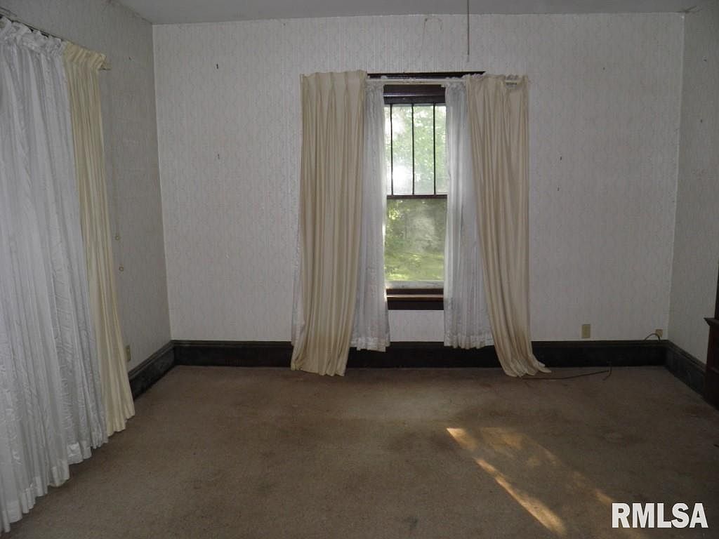 808 E 3rd Ave Coal Valley, IL 61240 | Single Family