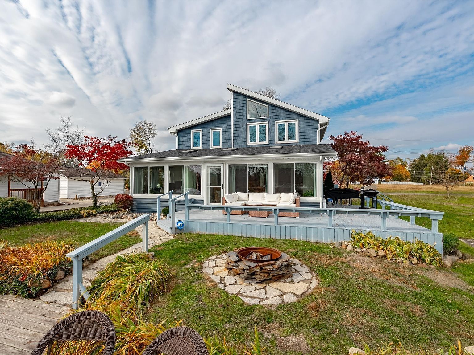 10492 N Elwood Ave Syracuse, IN 46567  | Single Family