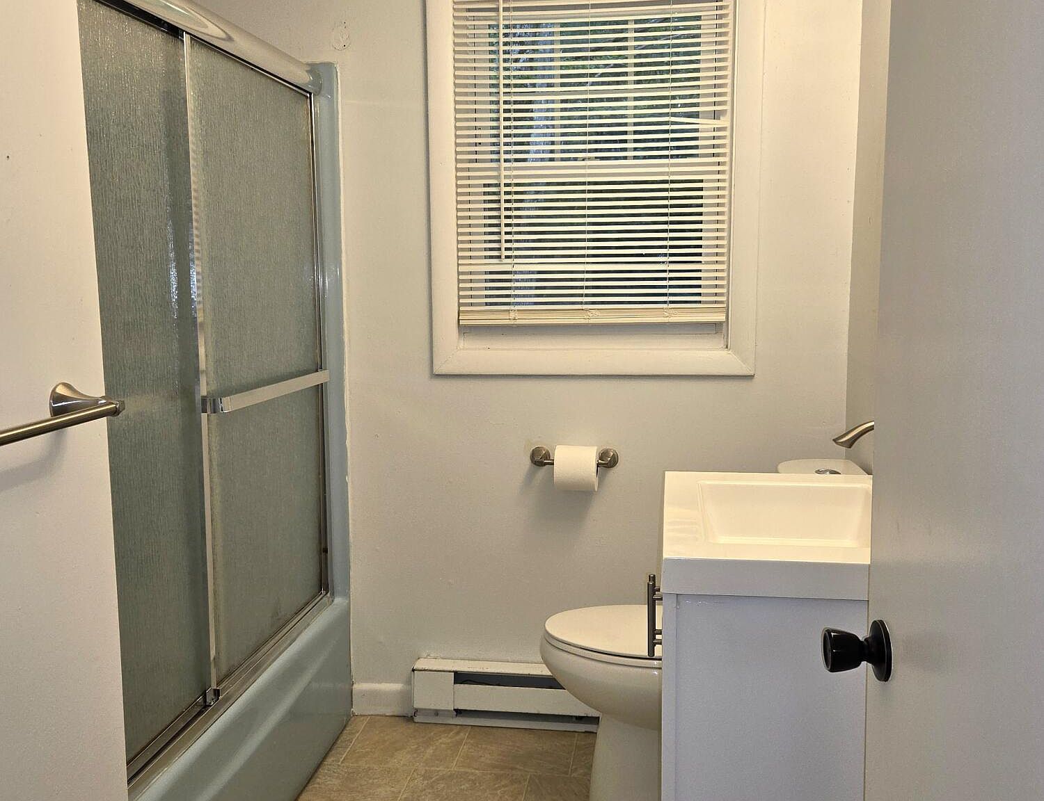 6 Castle Ter Scarborough, ME 04074 | Single Family