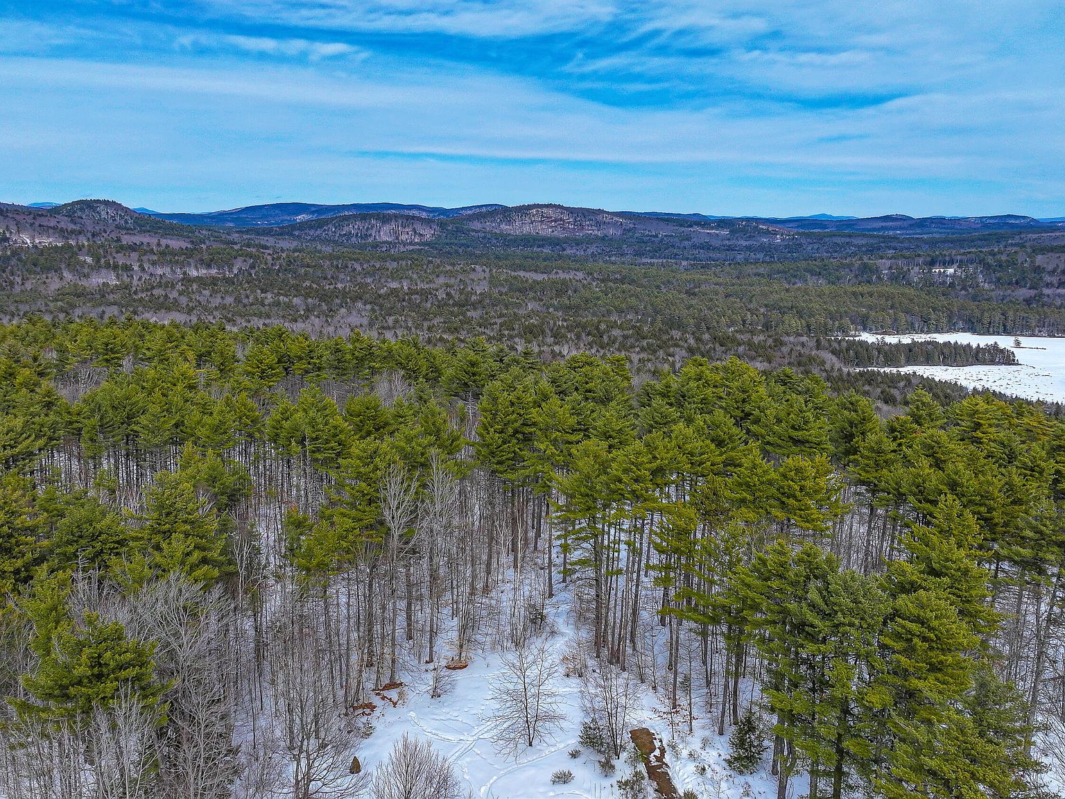 7 Top Hill Rd Bridgton, ME 04009  | Single Family