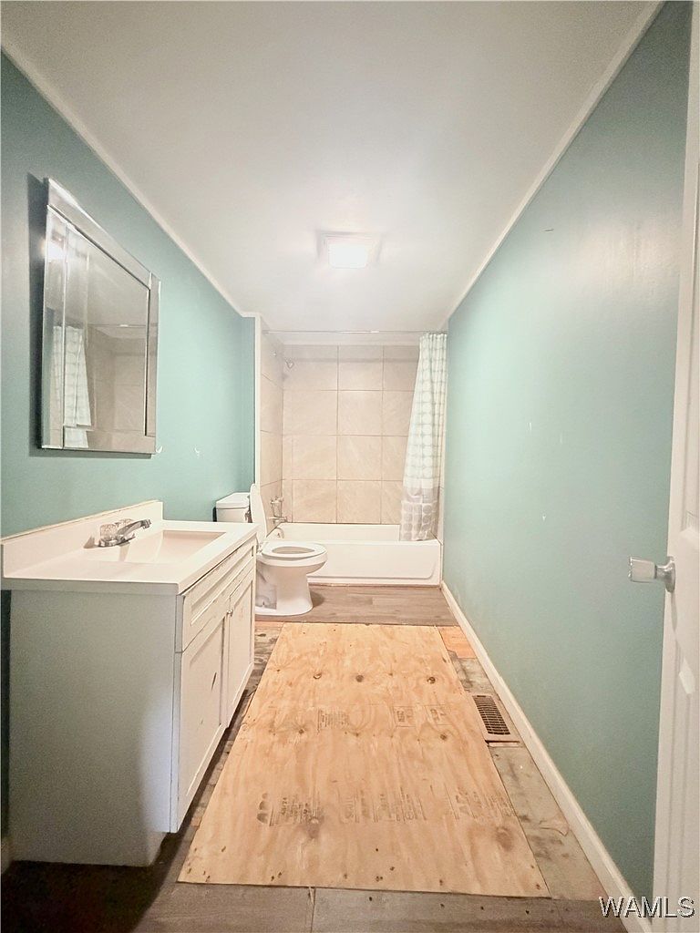 90 County Road 67 Bankston, AL 35542  | Single Family