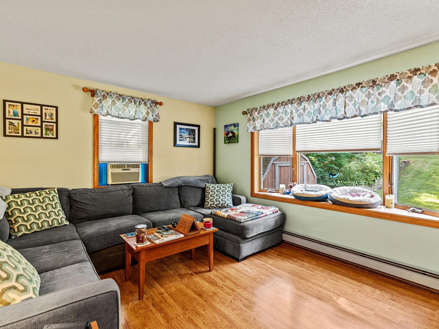 5 Crestwood Dr Westbrook, ME 04092  | Single Family