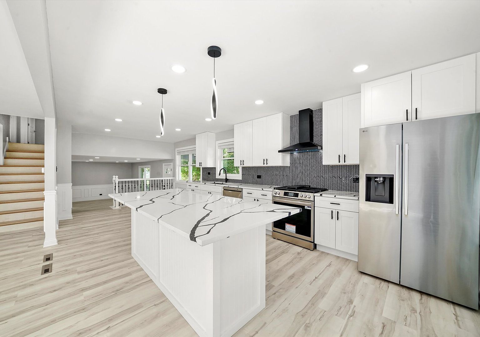 513 Chestnut Ln Beecher, IL 60401 | Single Family