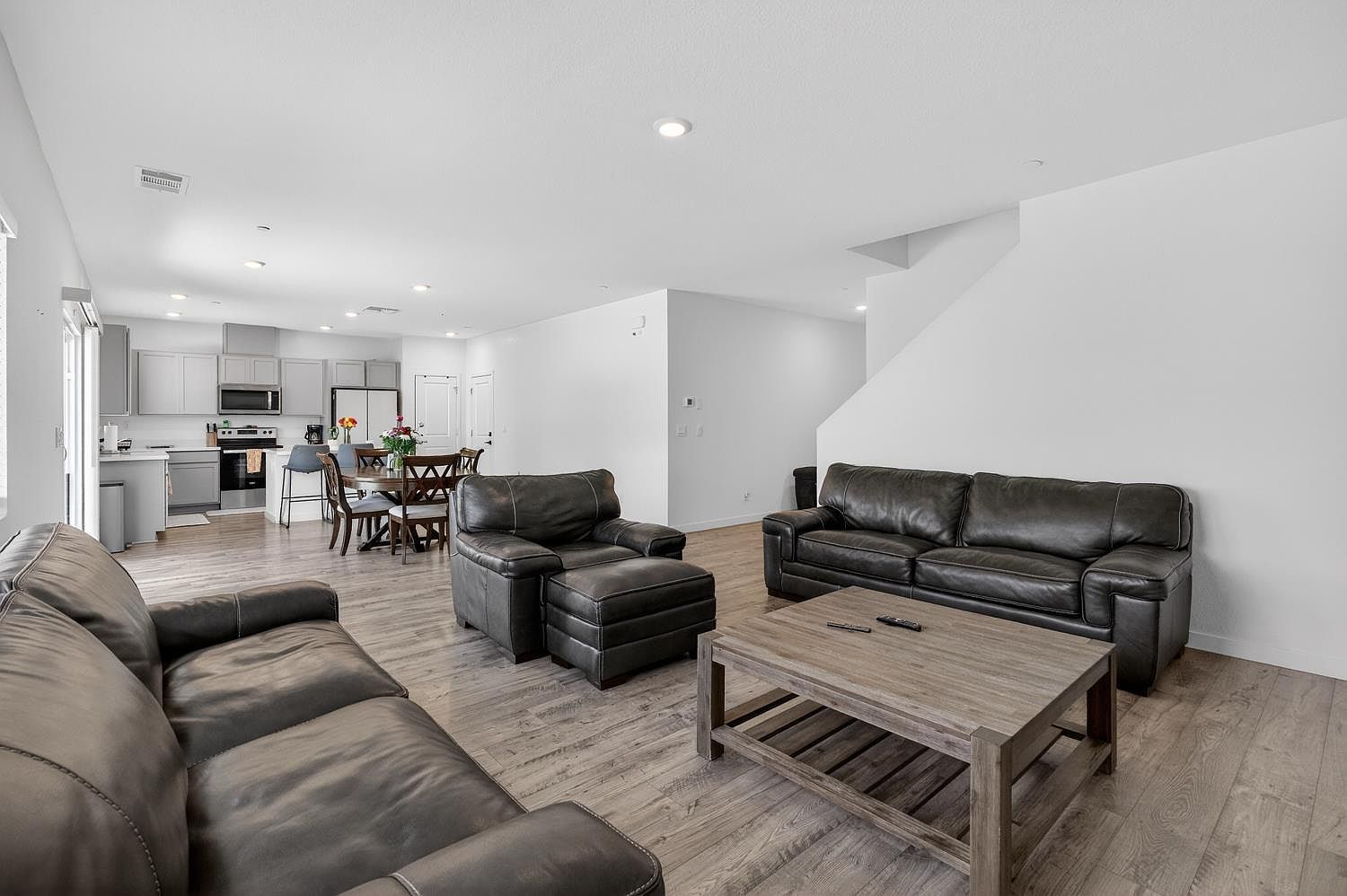 8883 Sebago Way Elk Grove, CA 95758  | Single Family