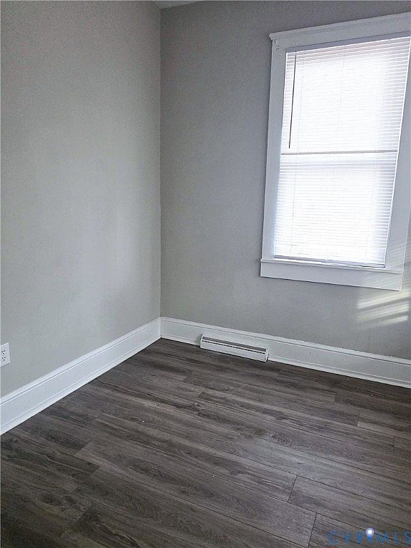 126 S 11th Ave Hopewell, VA 23860  | Single Family