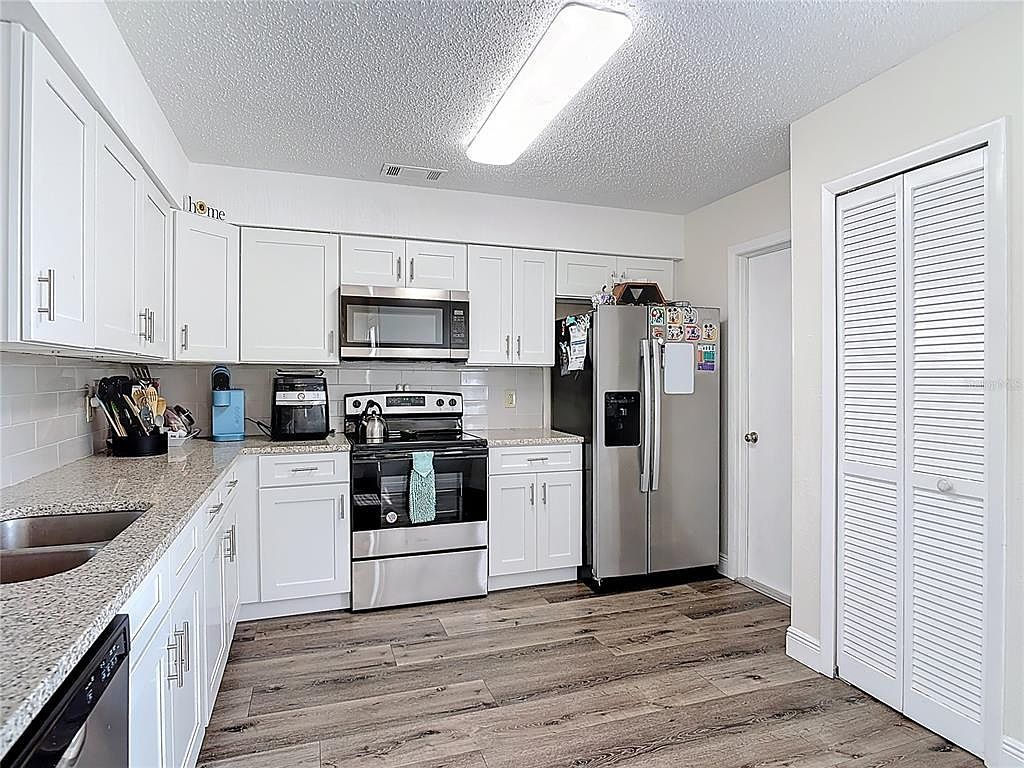 745 Mentmore Cir Deltona, FL 32738 | Single Family