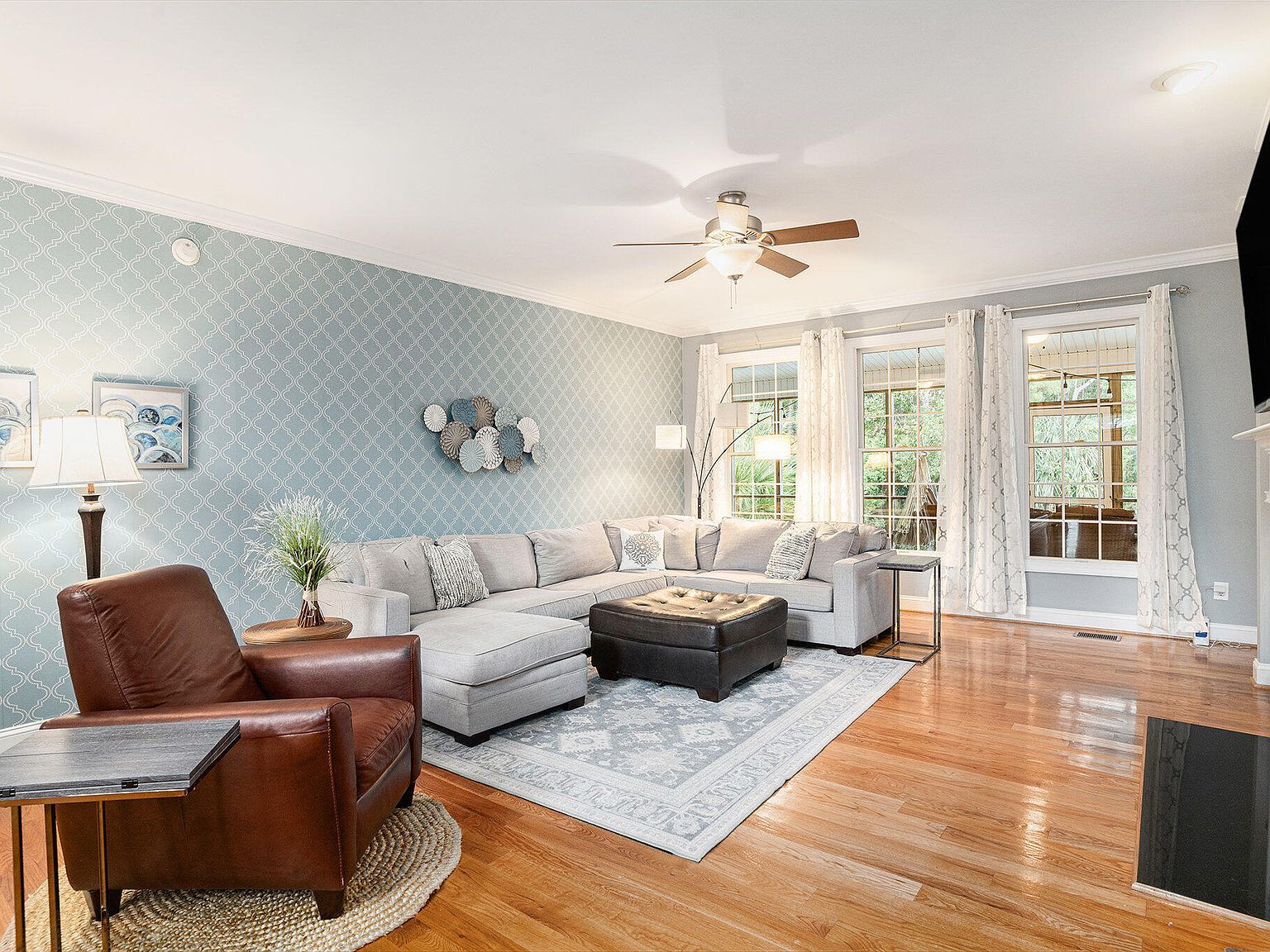 1823 Delacourt Ave Mount Pleasant, SC 29466  | Single Family