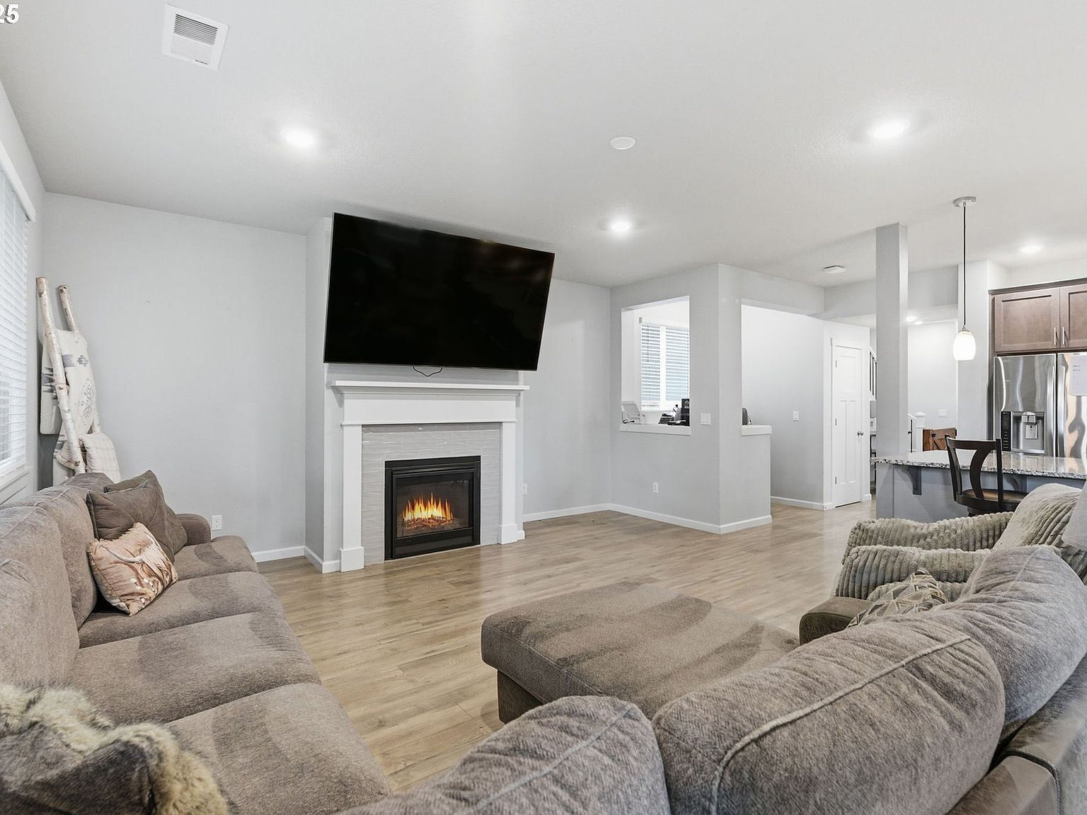 476 SW 15th Ave Canby, OR 97013 | Single Family