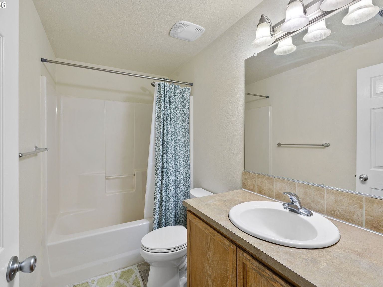 1829 SE 122nd Ave #7 Portland, OR 97233  | Condominium